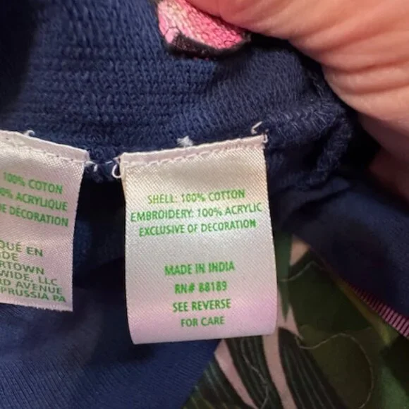 NWT Lilly Pulitzer "Lots of Love" Heart Sweatshirt - Navy ✨ Sz M - Picture 8 of 9